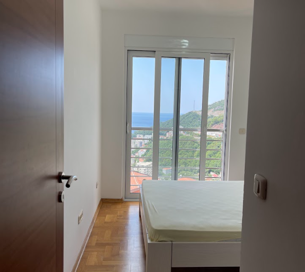 Two-bedroom apartment in Ivanovići with seaview and sauna, 78 m²